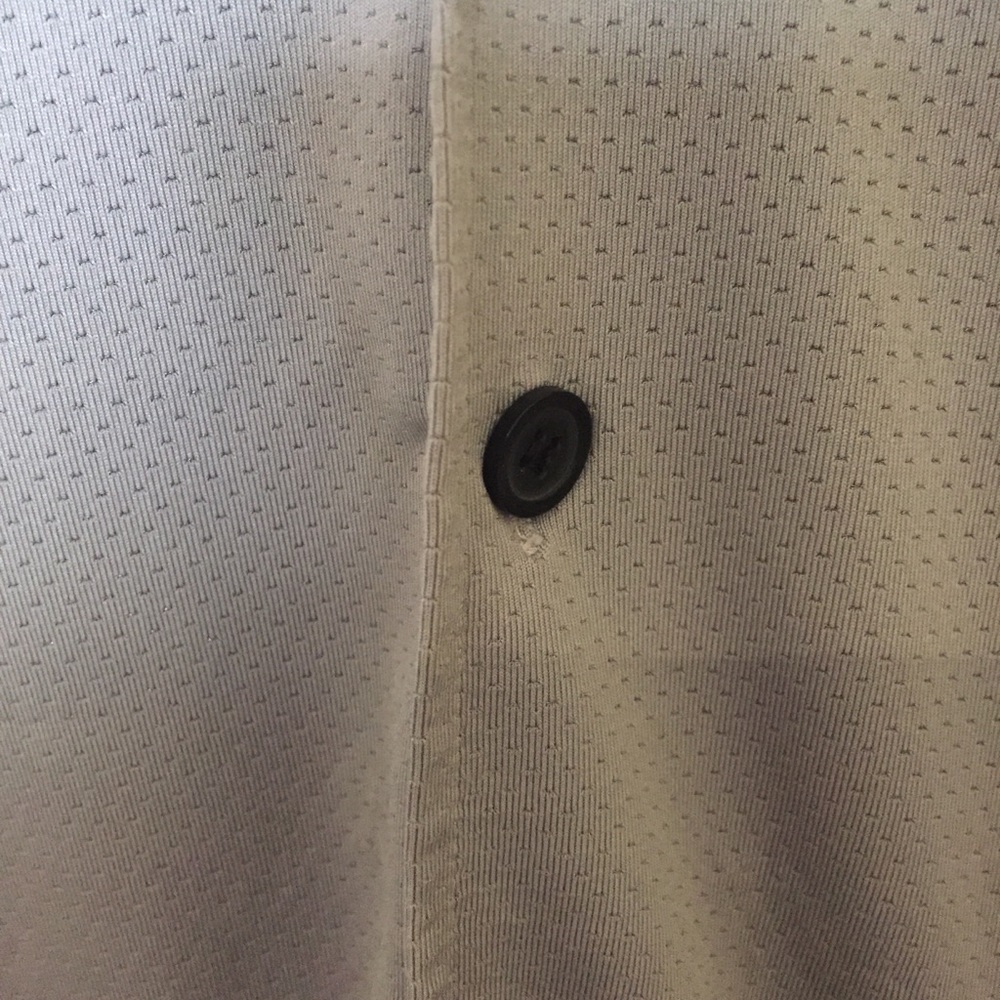 Kenneth Cole Button Down - Picture 4 of 5